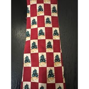 Cape‎ Cod Christmas Tree Necktie 100% Silk Made In USA